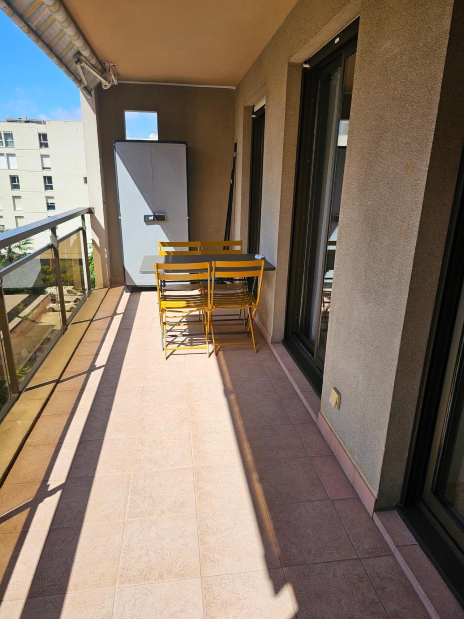 Beautiful 1 Bedroom Flat Nice Exterior photo